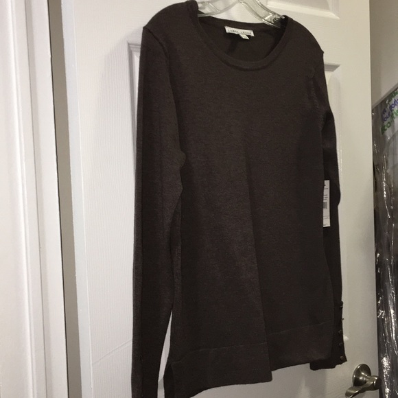 Larry Levine Sweaters - NWT Larry Levine Burkhart Sweater